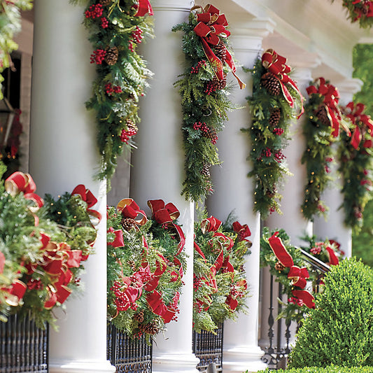 Christmas Cheer Cordless Teardrop Swag with Bow