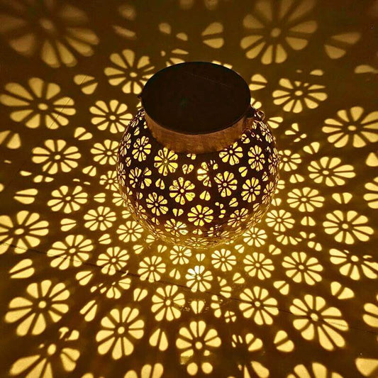 Naawe™ Solar Iron Hollow Lantern - Naawe