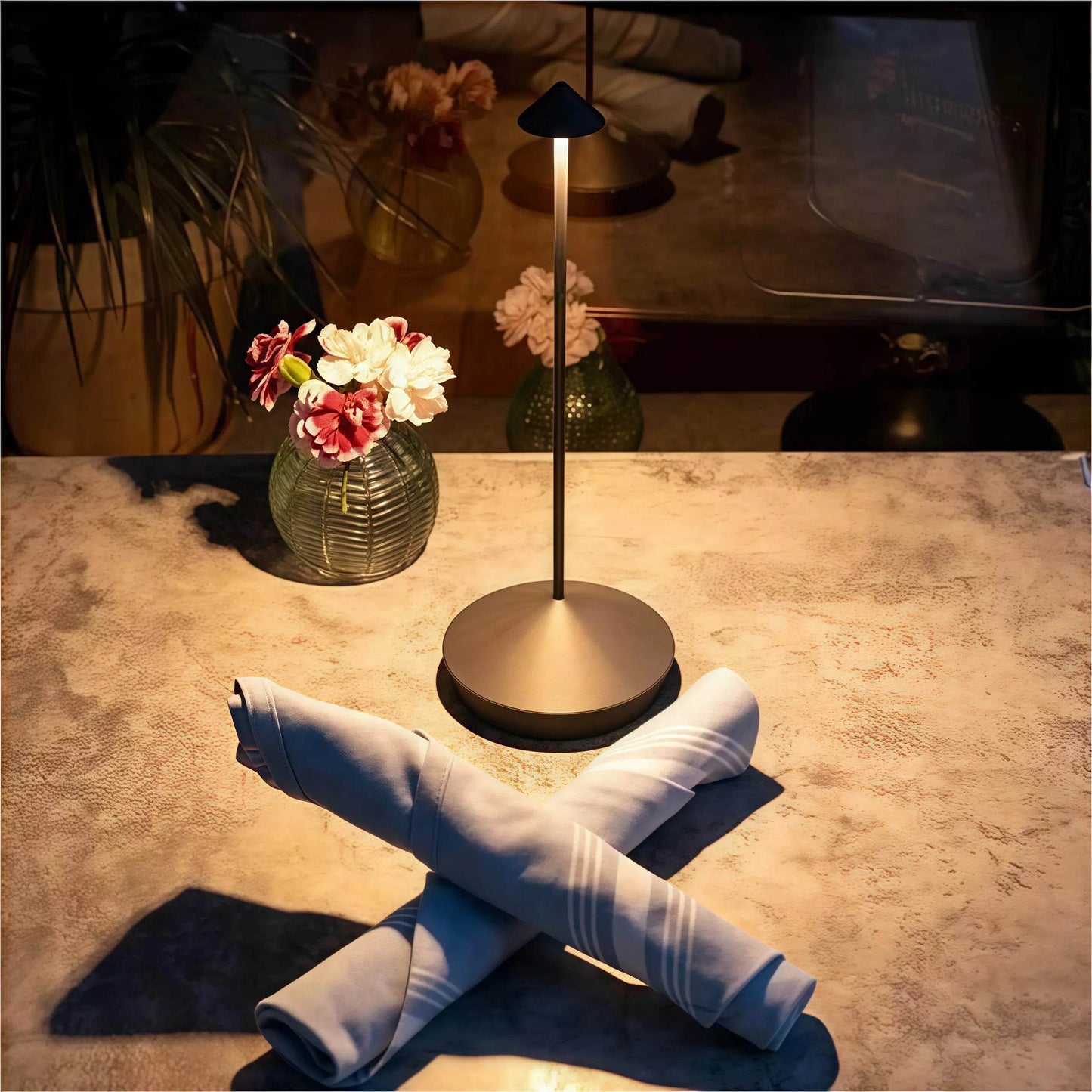 Naawe Minimalist LED Lamp for Café/Bar | 12K+ Orders Fulfilled - Naawe