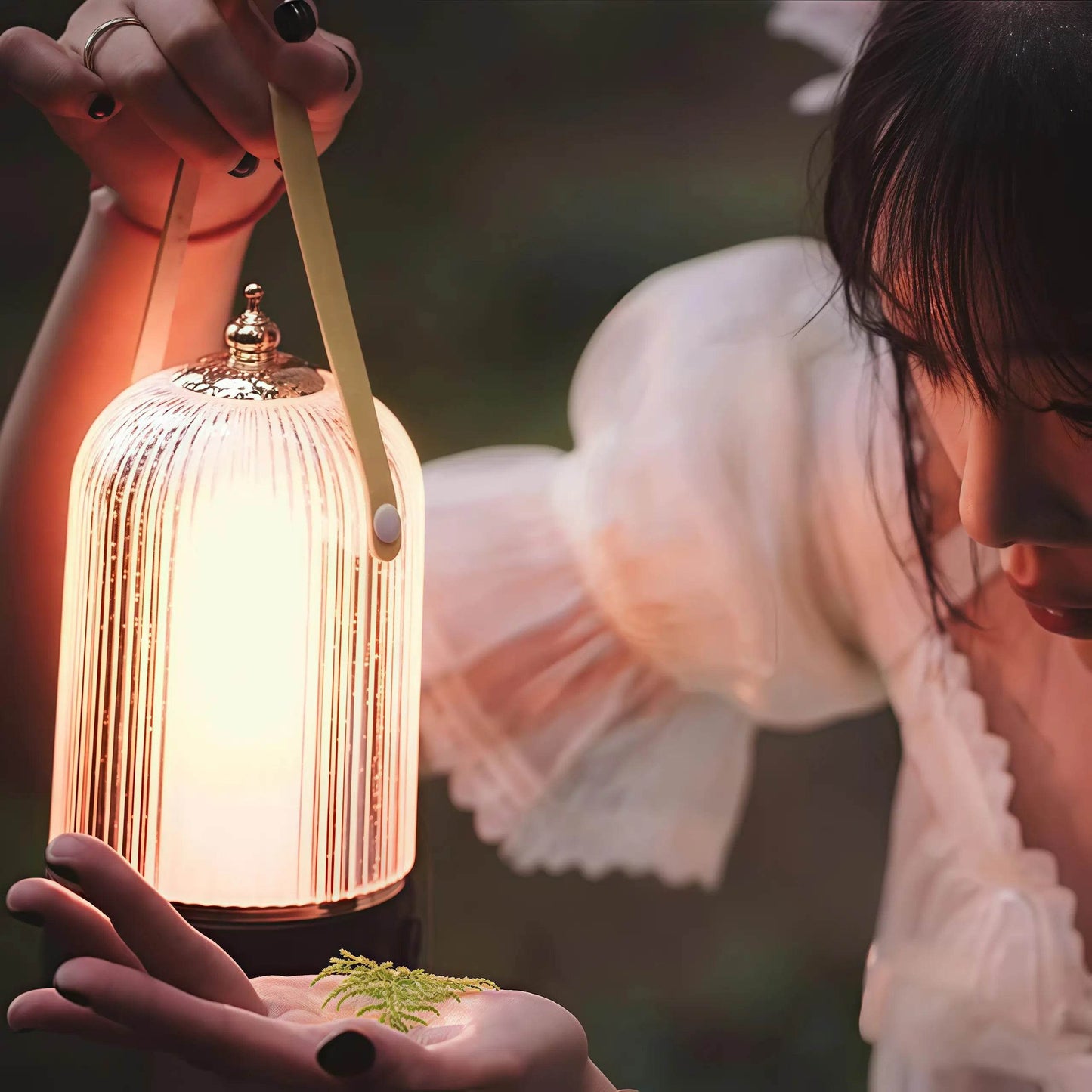 NAAWE Portable Table Lamp – Modern Café Lighting - Naawe