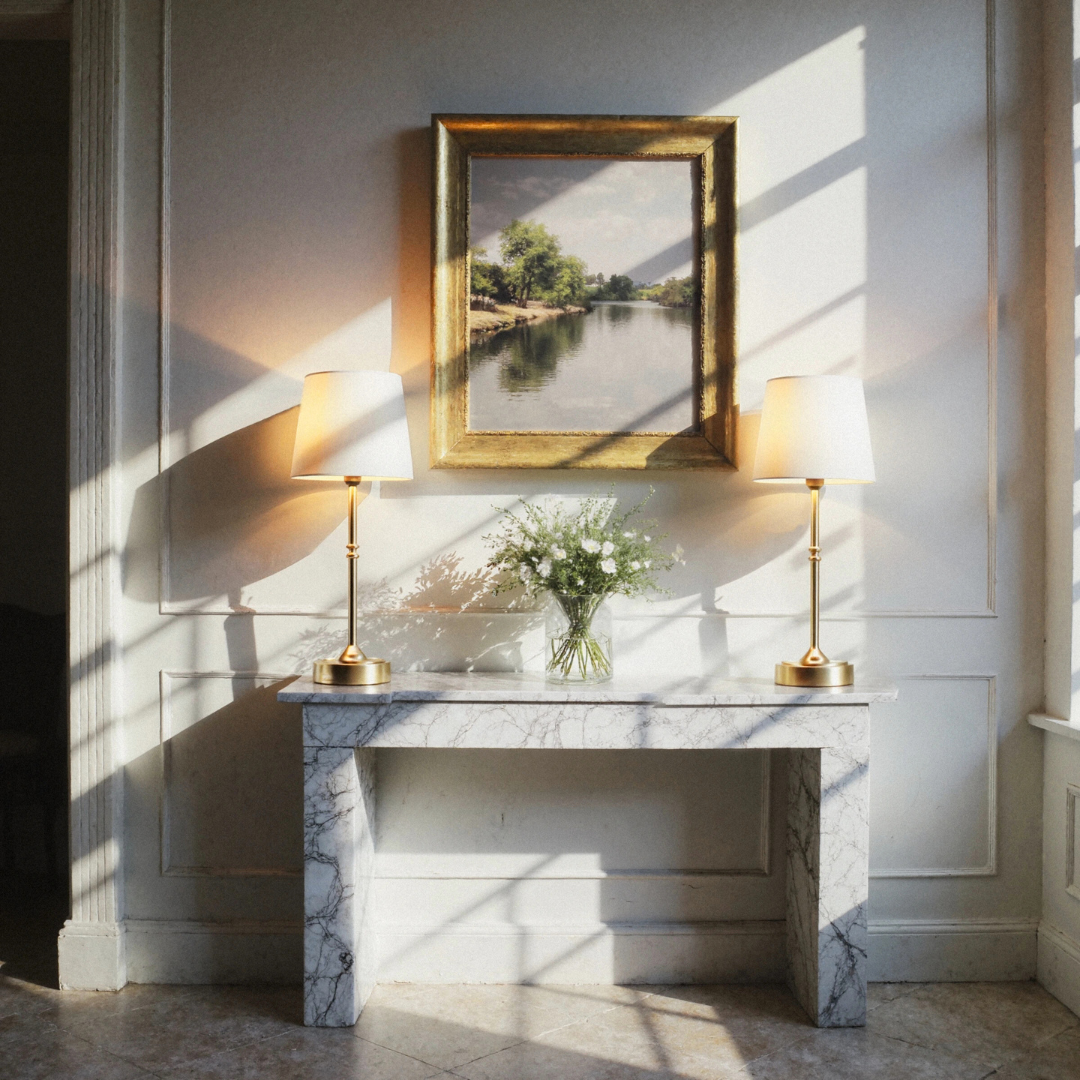 Naawe MODERN TABLE LAMP